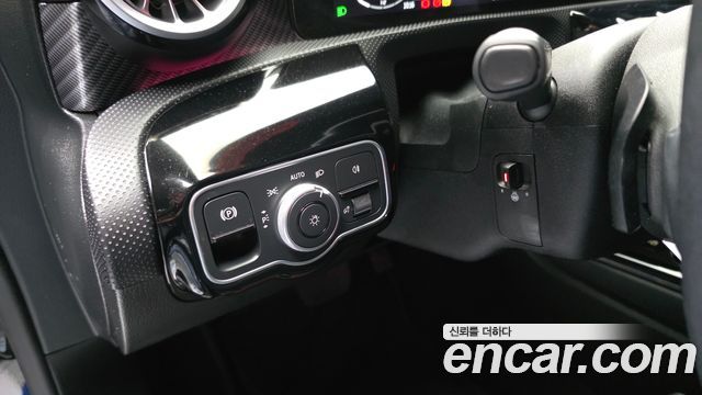 Mercedes-Benz A-Class 2025 — photo 25