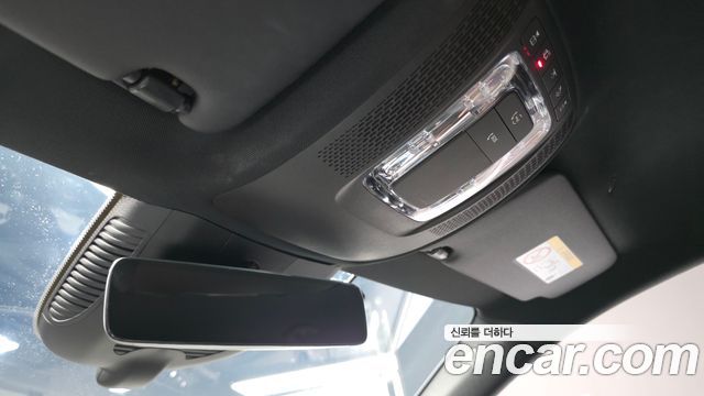 Mercedes-Benz A-Class 2025 — photo 29