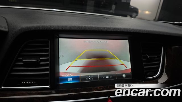 Hyundai Genesis 2016 — photo 22