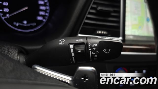 Hyundai Genesis 2016 — photo 25