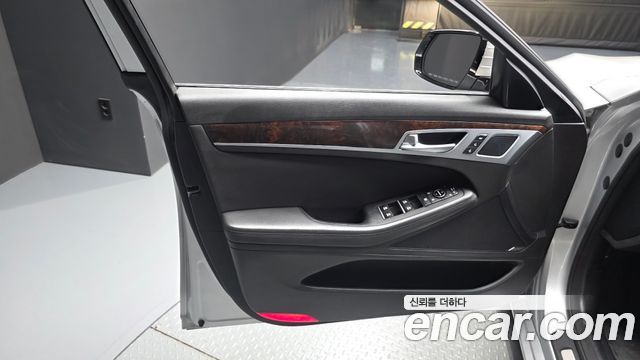 Hyundai Genesis 2016 — photo 14