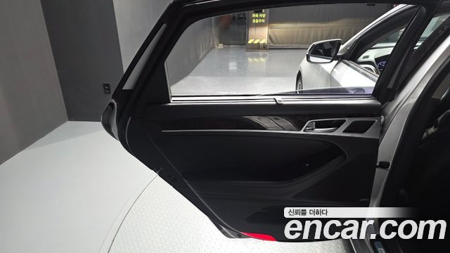 Hyundai Genesis 2016 — photo 15