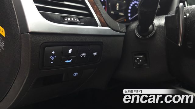 Hyundai Genesis 2016 — photo 28