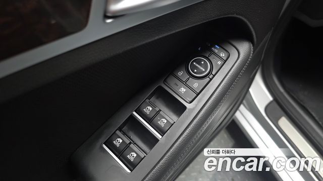 Hyundai Genesis 2016 — photo 29