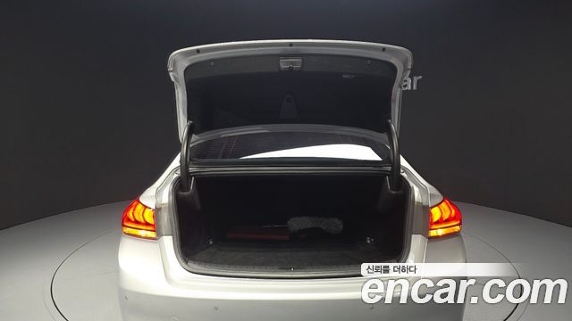 Hyundai Genesis 2016 — photo 30