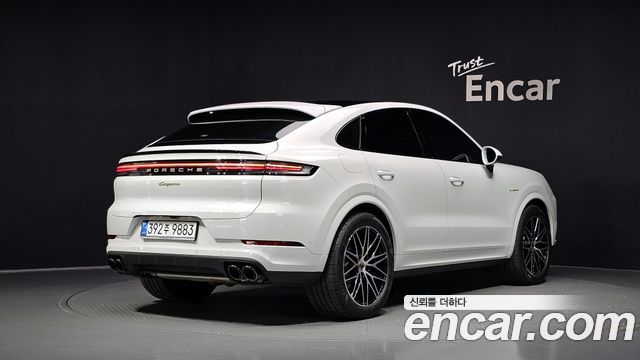 Porsche Cayenne 2025 — photo 2
