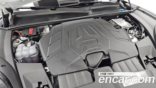 Porsche Cayenne 2025 — photo 6