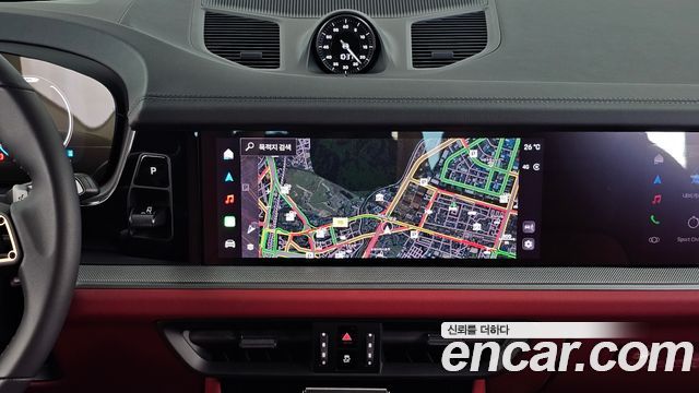 Porsche Cayenne 2025 — photo 20
