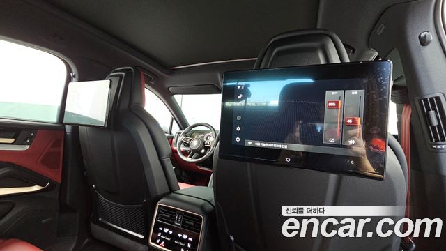 Porsche Cayenne 2025 — photo 34