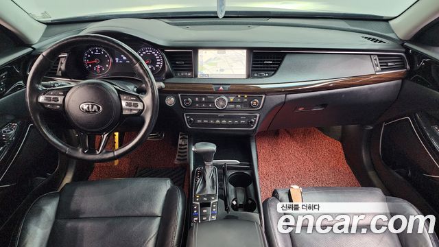 Kia K7 2018 — photo 9