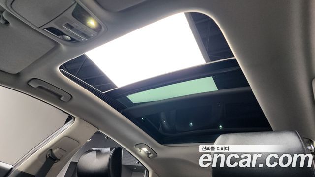 Kia K7 2018 — photo 20