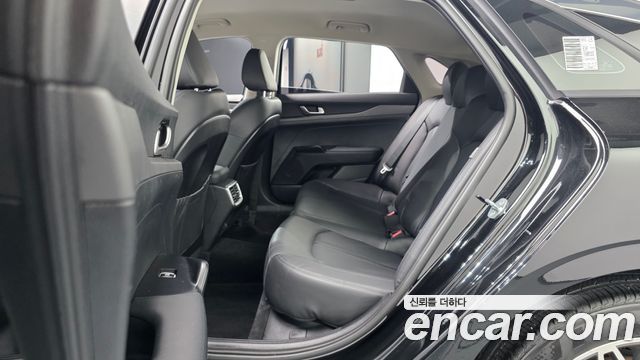 Kia K5 2022 — photo 12