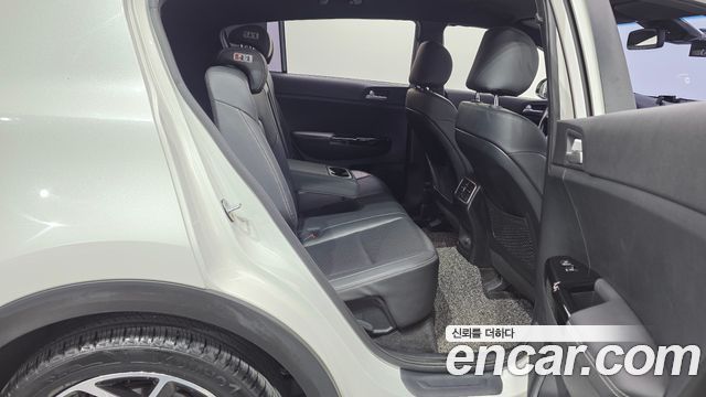 Kia Sportage 2019 — photo 17