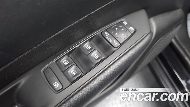 Renault Korea SM6 2019 — photo 29