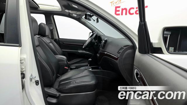 Hyundai Santafe 2011 — photo 11