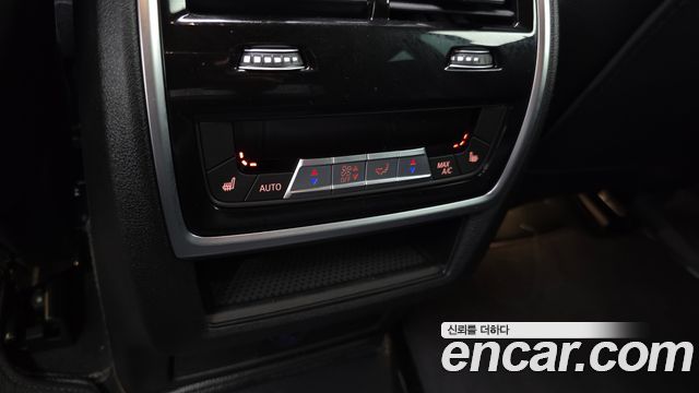 BMW X6 2025 — photo 32