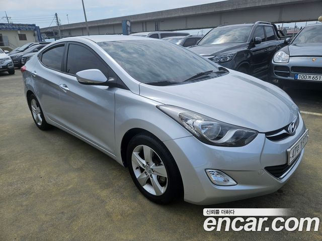 Hyundai AVANTE 2012 — photo 3