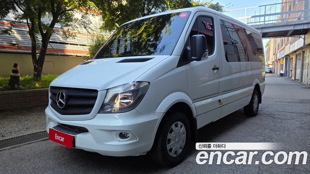 Mercedes-Benz Sprinter 2017 — photo 1