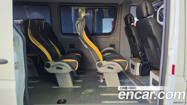Mercedes-Benz Sprinter 2017 — photo 12