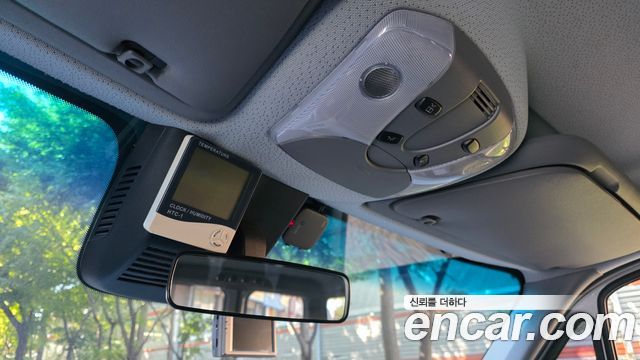 Mercedes-Benz Sprinter 2017 — photo 16