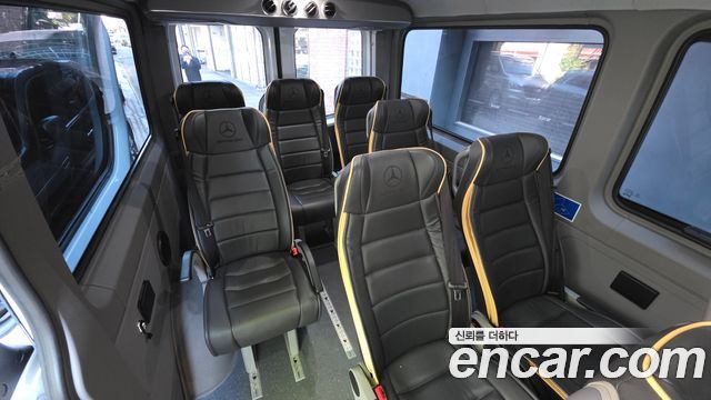 Mercedes-Benz Sprinter 2017 — photo 18