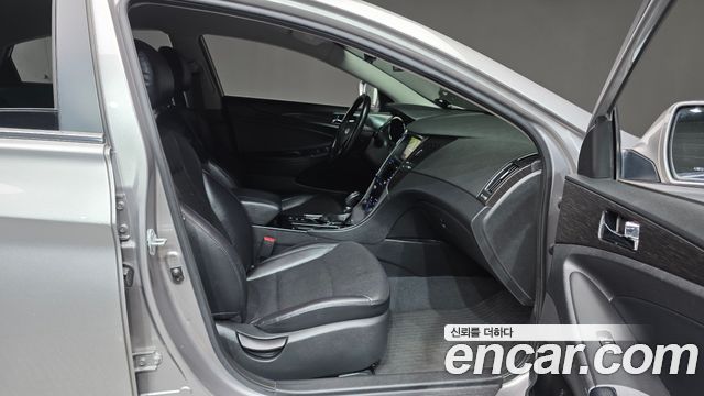Hyundai Sonata 2013 — photo 10