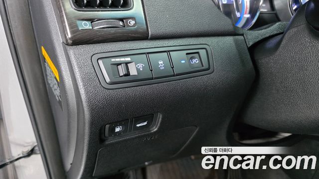 Hyundai Sonata 2013 — photo 13
