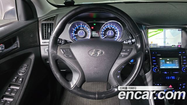 Hyundai Sonata 2013 — photo 14