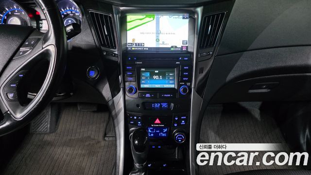 Hyundai Sonata 2013 — photo 15