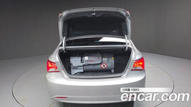 Hyundai Sonata 2013 — photo 20