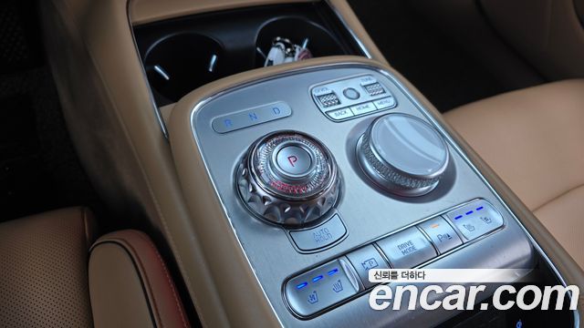 Genesis G90 2022 — photo 9