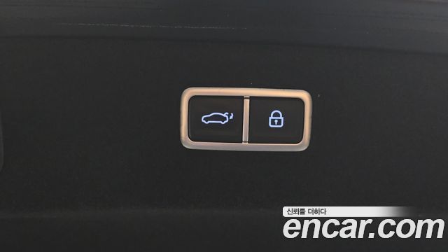 Genesis G90 2022 — photo 16