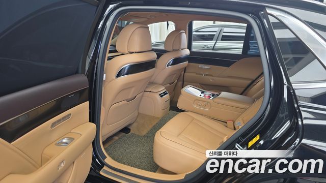 Genesis G90 2022 — photo 18