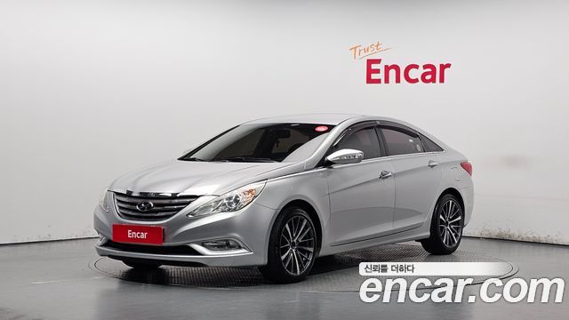 Hyundai Sonata 2011 — photo 1