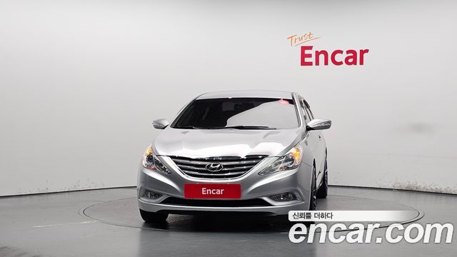 Hyundai Sonata 2011 — photo 3