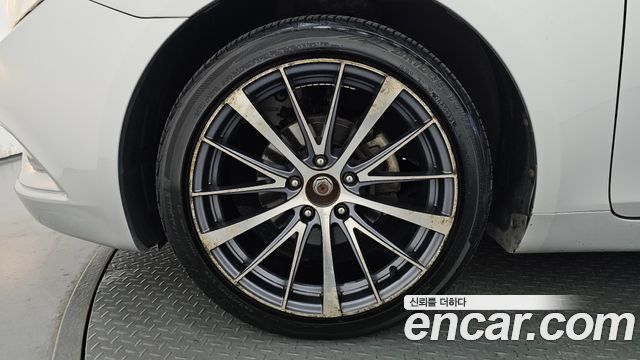 Hyundai Sonata 2011 — photo 5