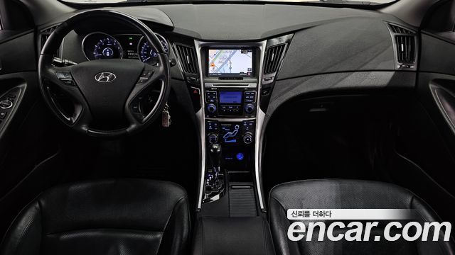 Hyundai Sonata 2011 — photo 7