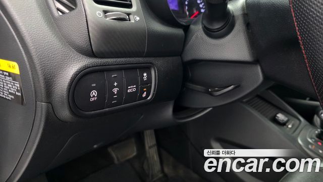 Kia K3 2015 — photo 25