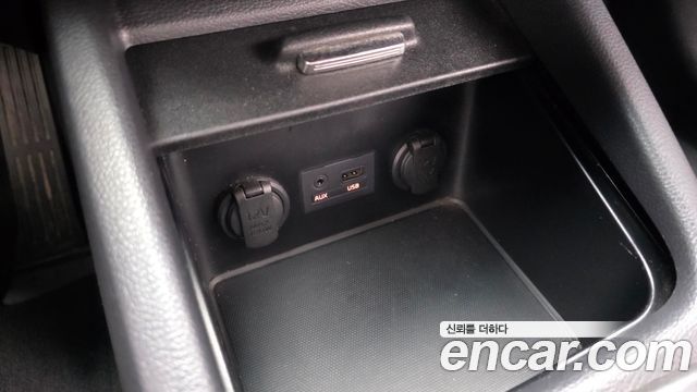 Kia K3 2015 — photo 28