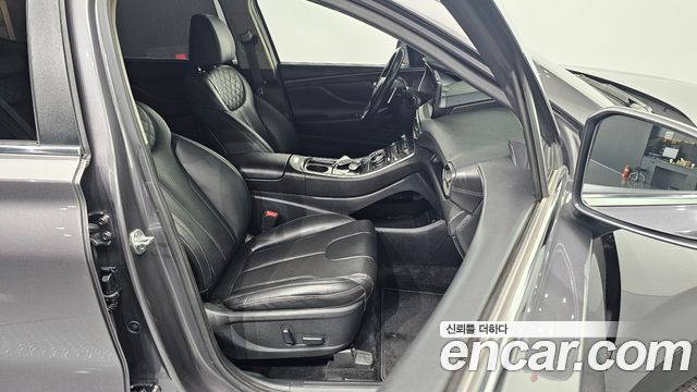Hyundai Santafe 2021 — photo 13