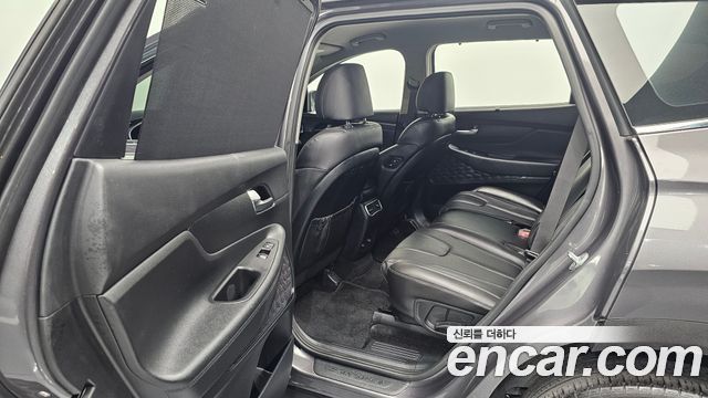 Hyundai Santafe 2021 — photo 29