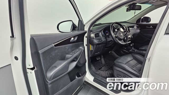 Kia Sorento 2015 — photo 13