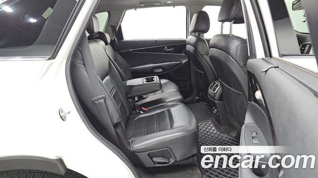 Kia Sorento 2015 — photo 25