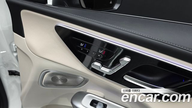 Mercedes-Benz GLC-Class 2025 — photo 28
