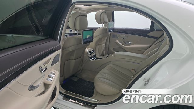 Mercedes-Benz S-Class 2017 — photo 18
