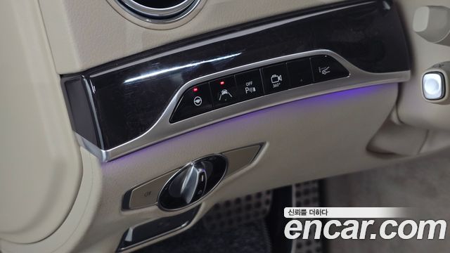 Mercedes-Benz S-Class 2017 — photo 29