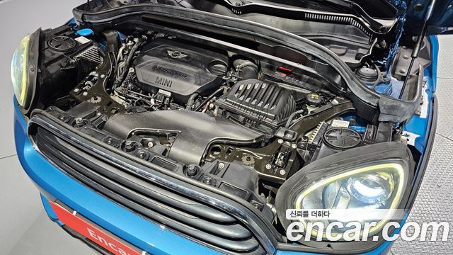 Mini Countryman 2018 — photo 6