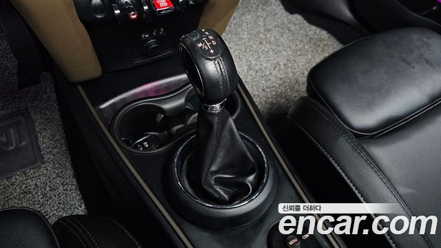 Mini Countryman 2018 — photo 9