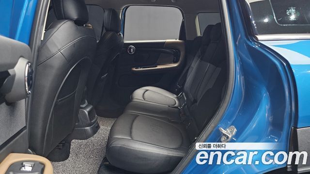Mini Countryman 2018 — photo 12
