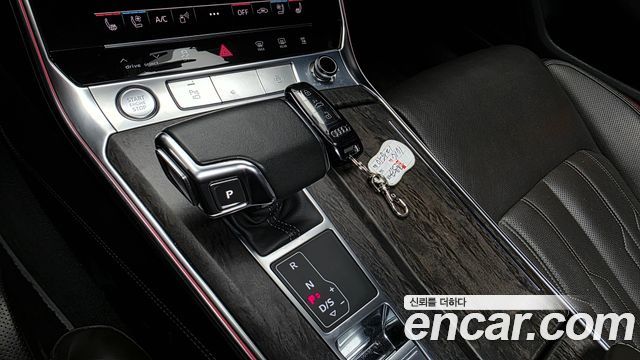 Audi A7 2020 — photo 12